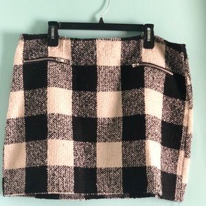 Black/White Wool Feel Skirt